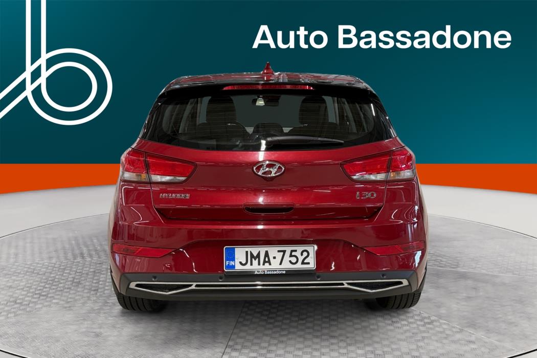 HYUNDAI i30 Hatchback 2022