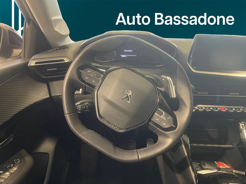 PEUGEOT 208 2022