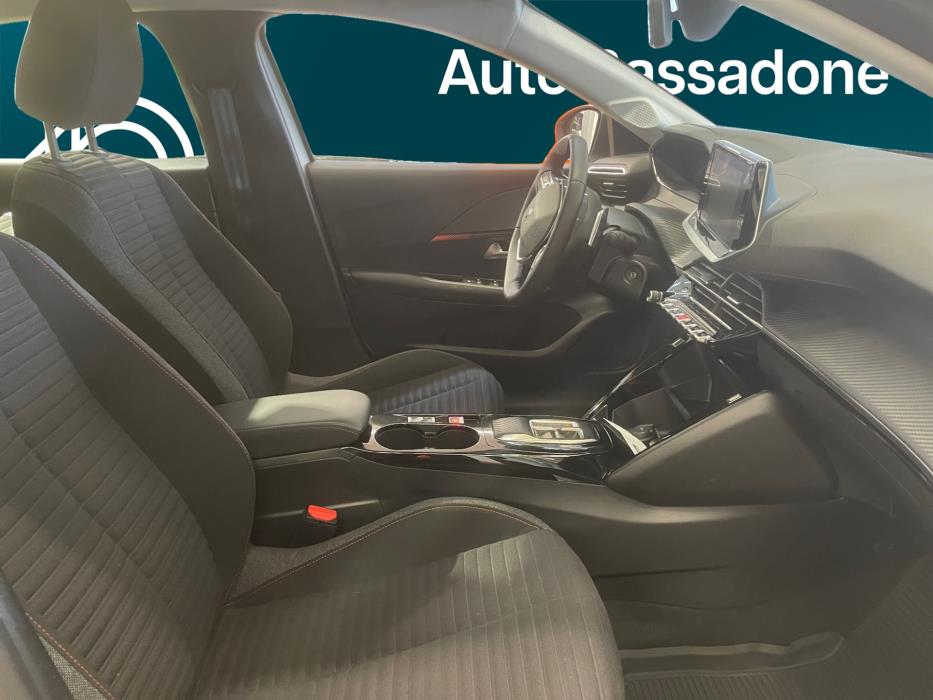 PEUGEOT 208 2022