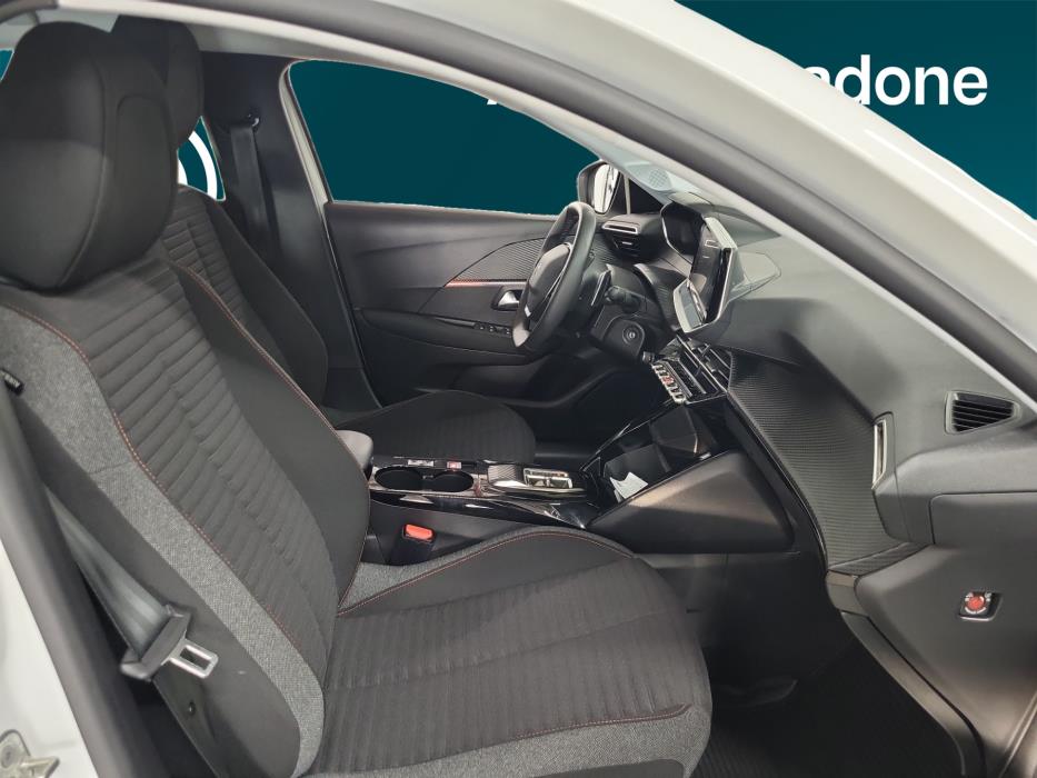 PEUGEOT 208 2022