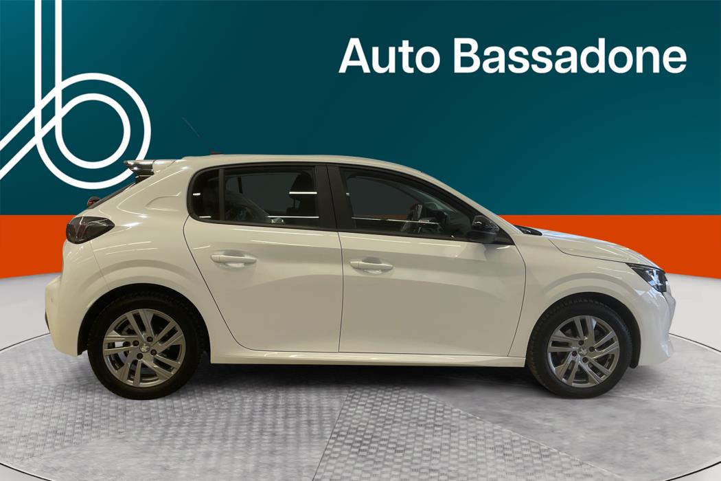 PEUGEOT 208 2022