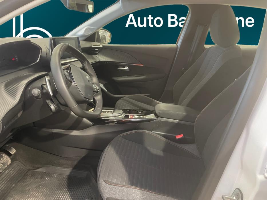 PEUGEOT 208 2022