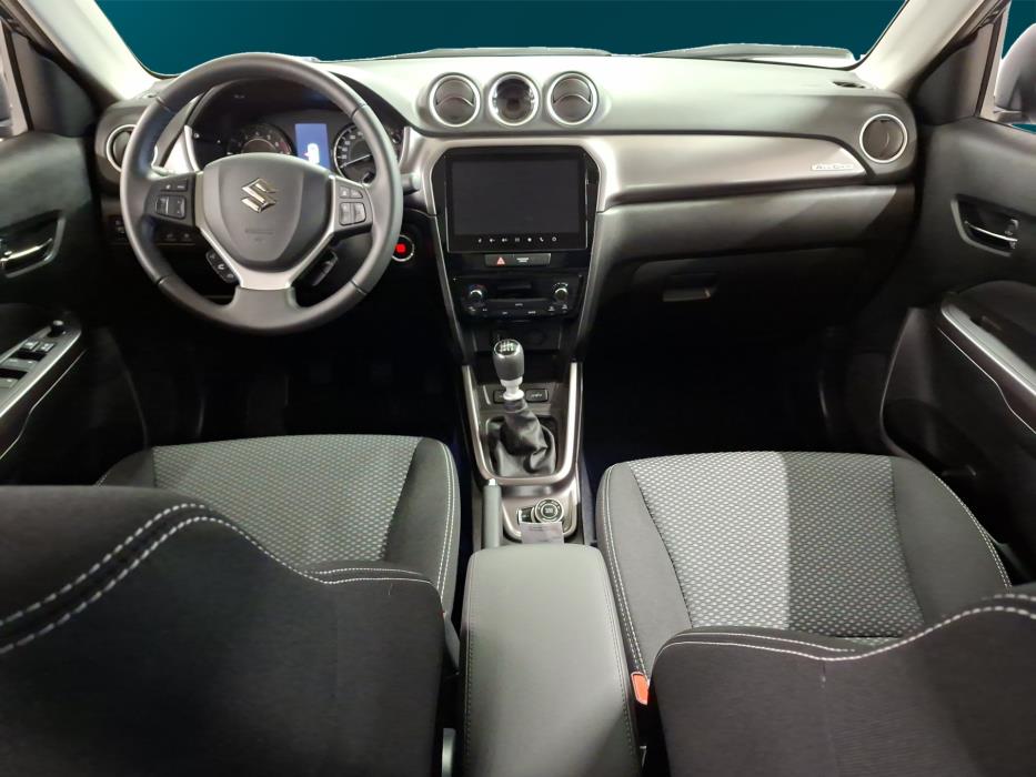 SUZUKI Vitara 2025