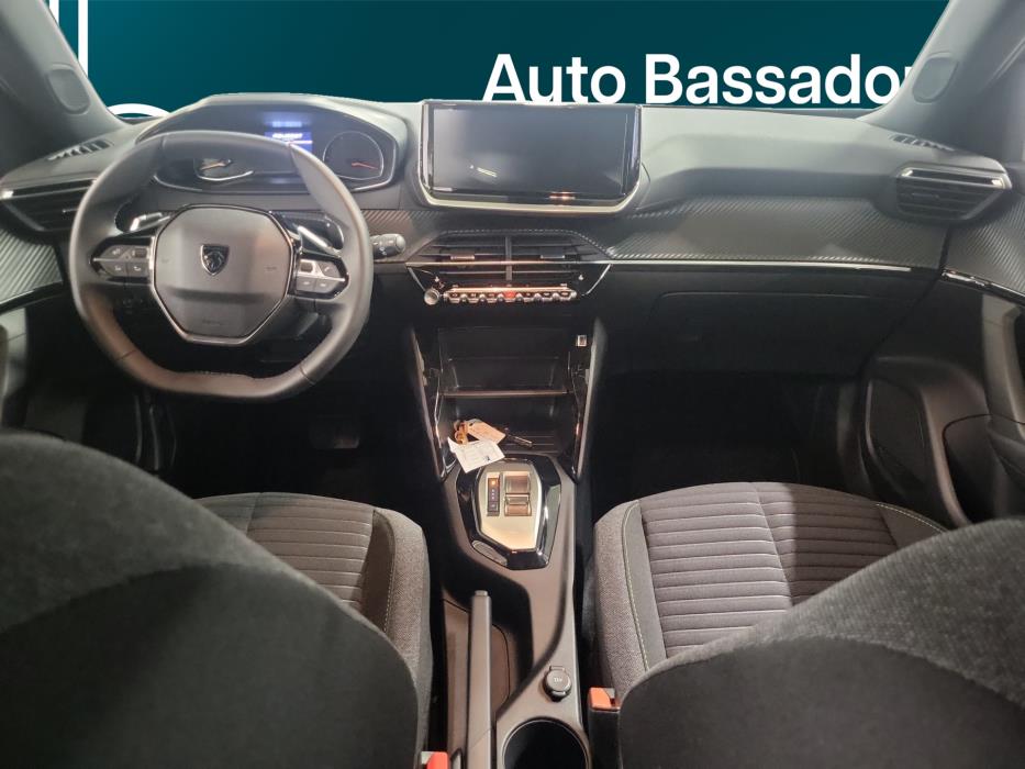 PEUGEOT 2008 2024