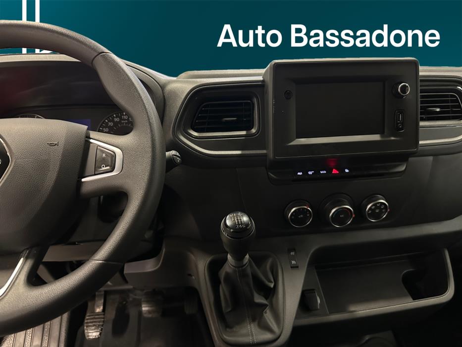 RENAULT Master 2023