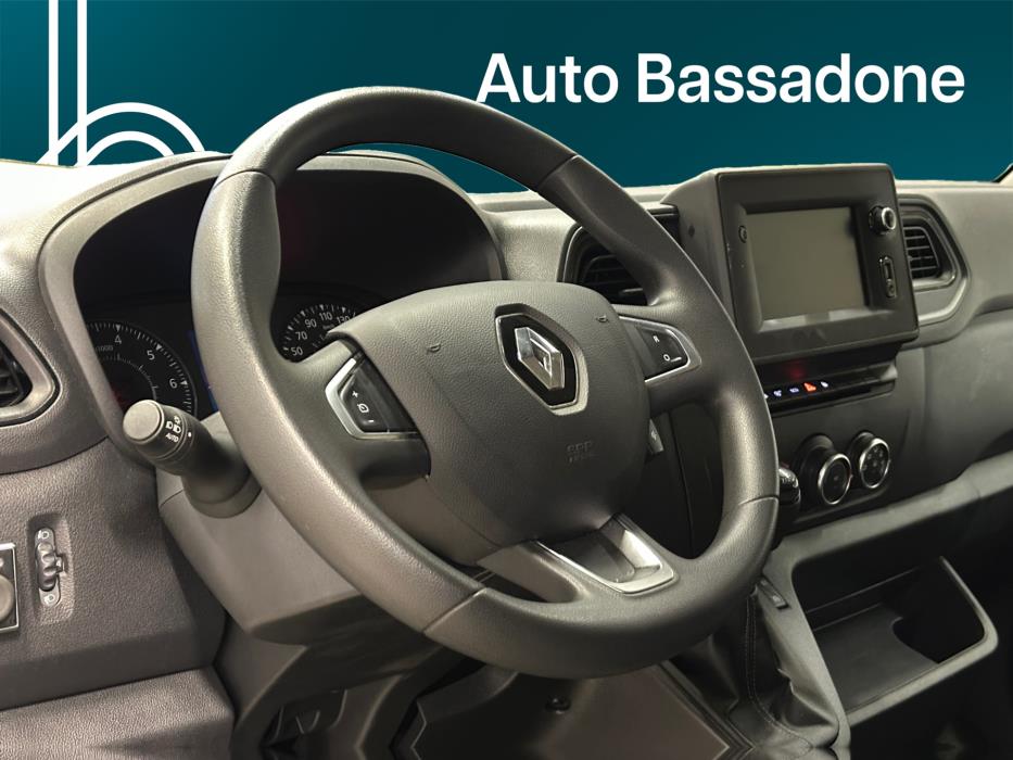 RENAULT Master 2023