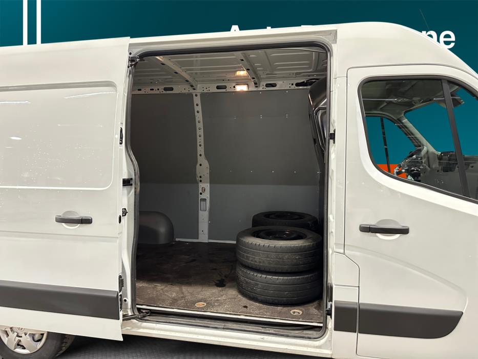 RENAULT Master 2023