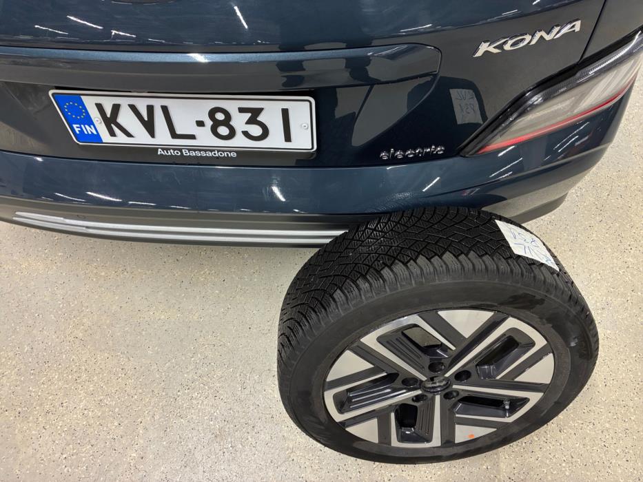 HYUNDAI Kona 2023