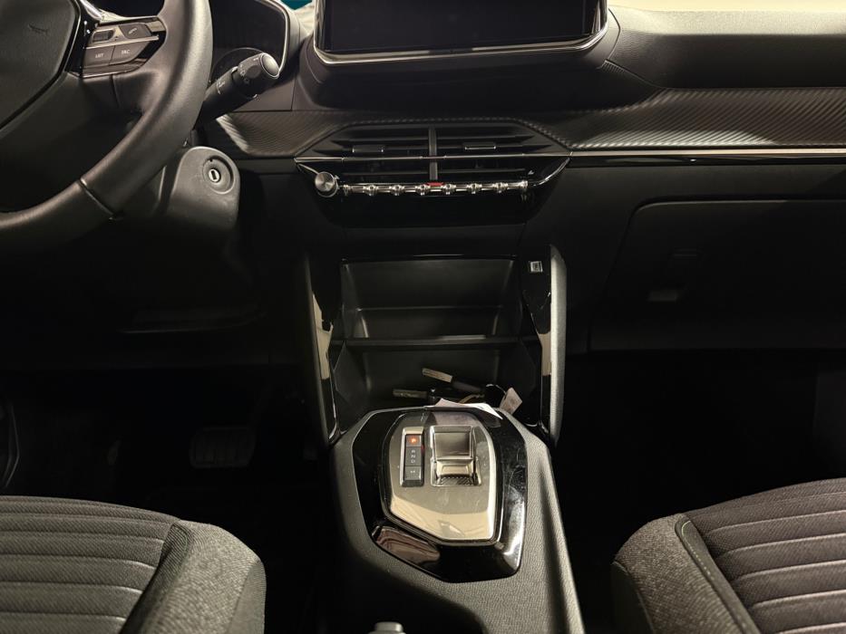 PEUGEOT 2008 2024