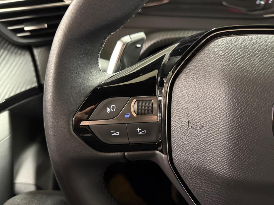 PEUGEOT 2008 2024