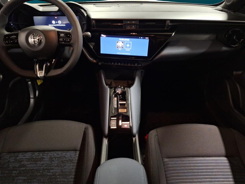 Alfa Romeo Junior 2025