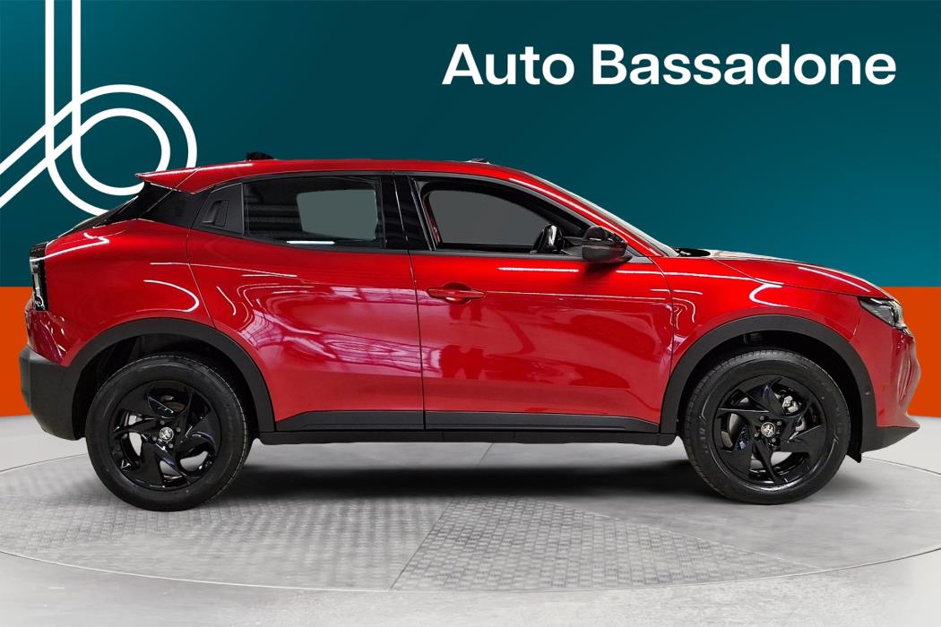 Alfa Romeo Junior 2025