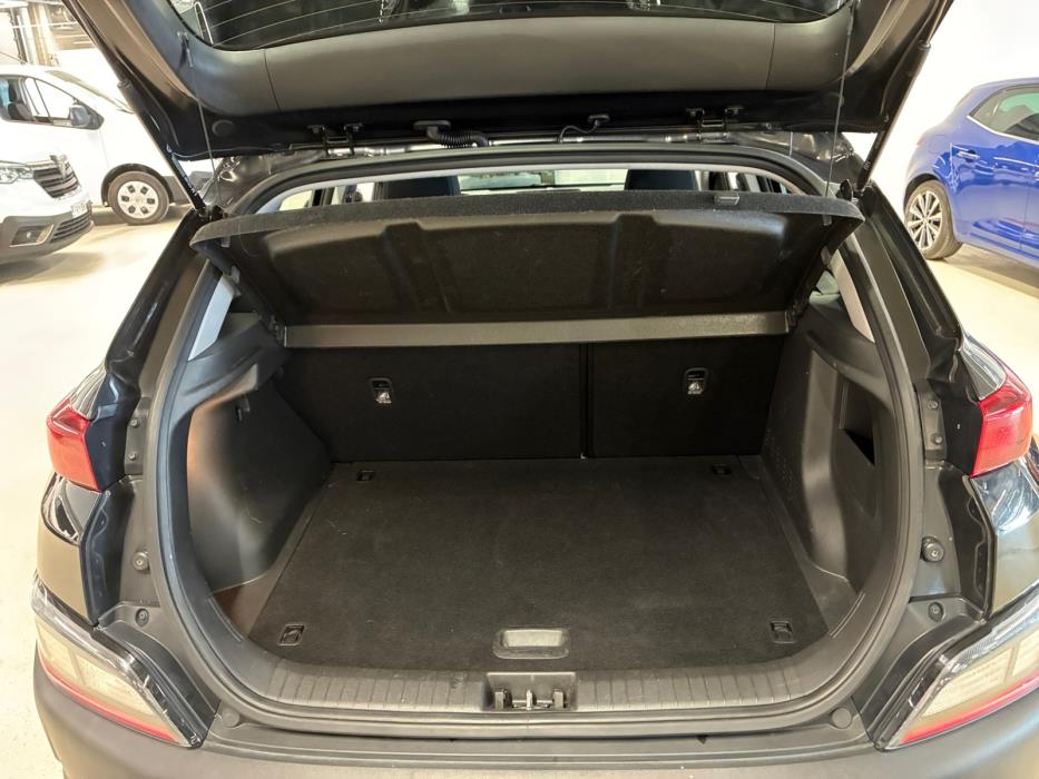 HYUNDAI KONA 2021