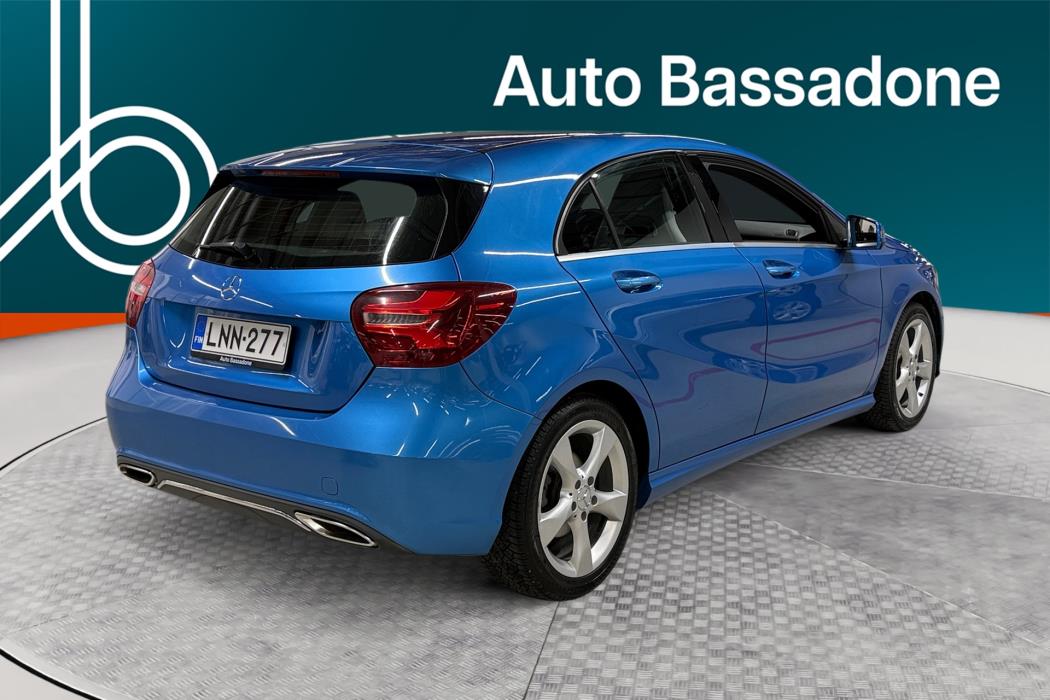 MERCEDES-BENZ A 2016