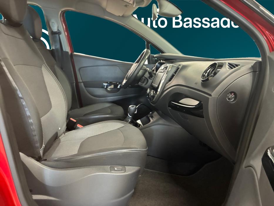 RENAULT Captur 2016