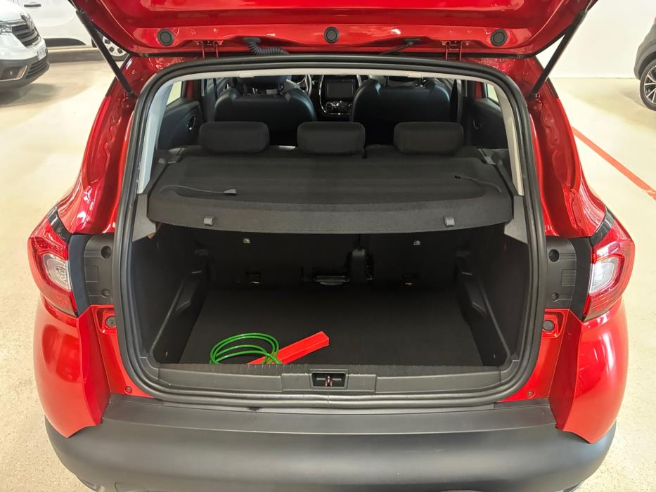 RENAULT Captur 2016