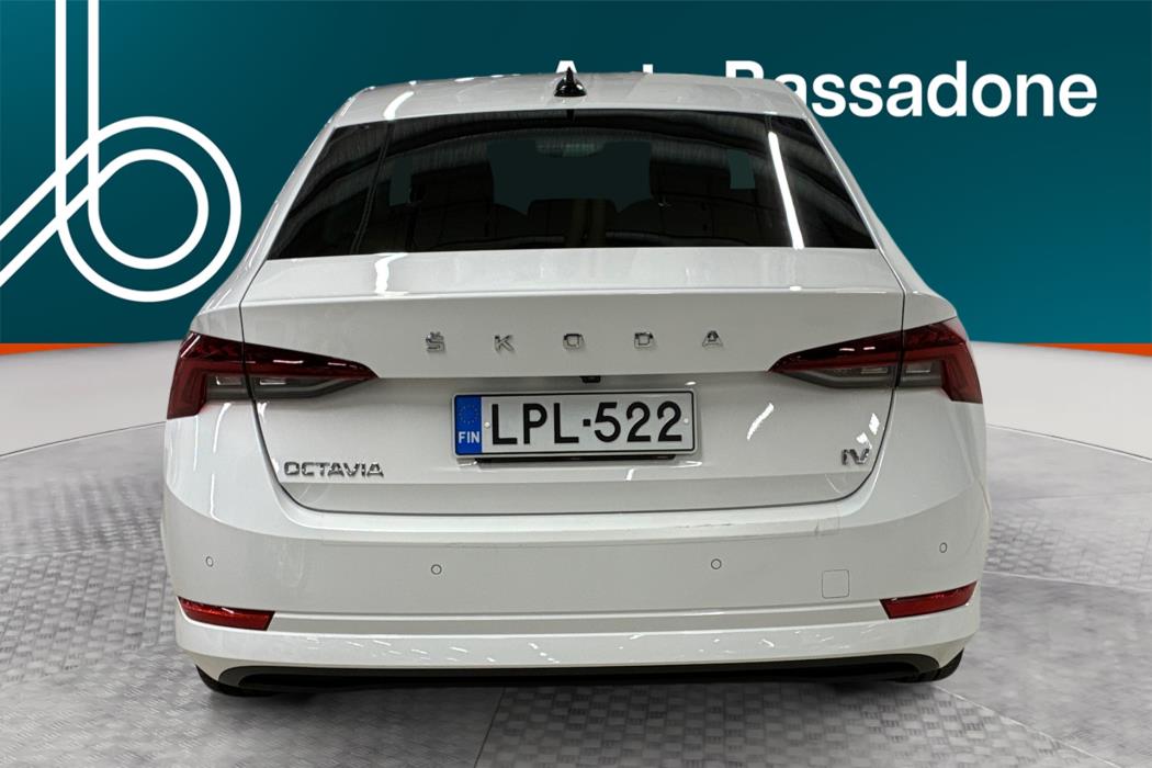 SKODA Octavia 2021