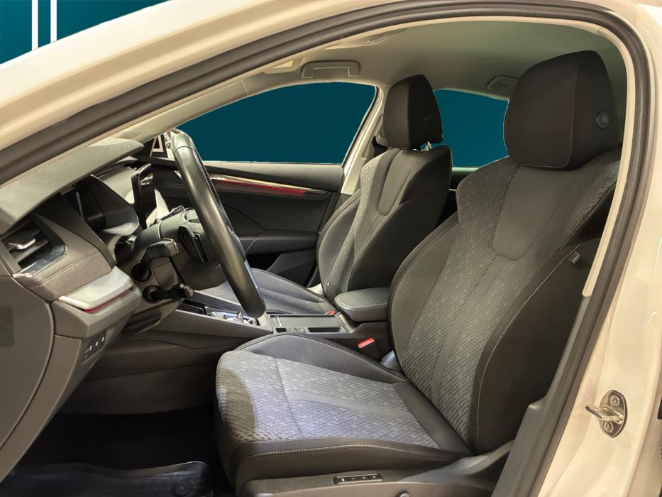 SKODA Octavia 2021