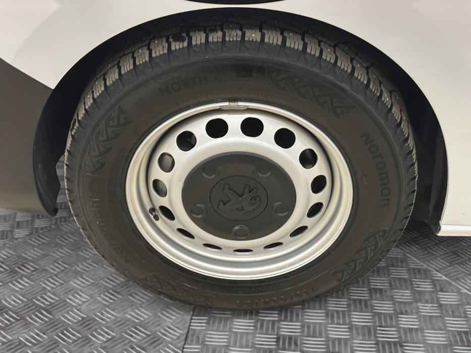 Peugeot e-Expert 2024