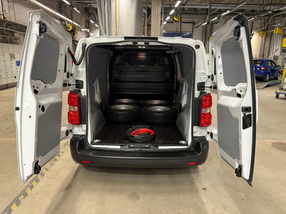 Peugeot e-Expert 2024