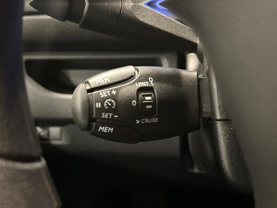 Peugeot e-Expert 2024