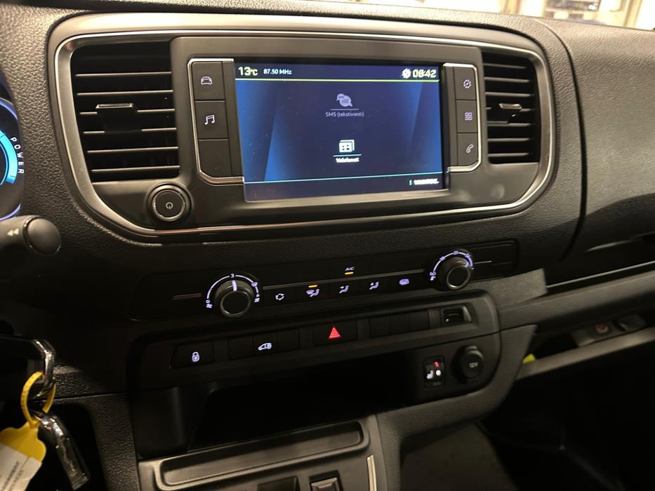 Peugeot e-Expert 2024