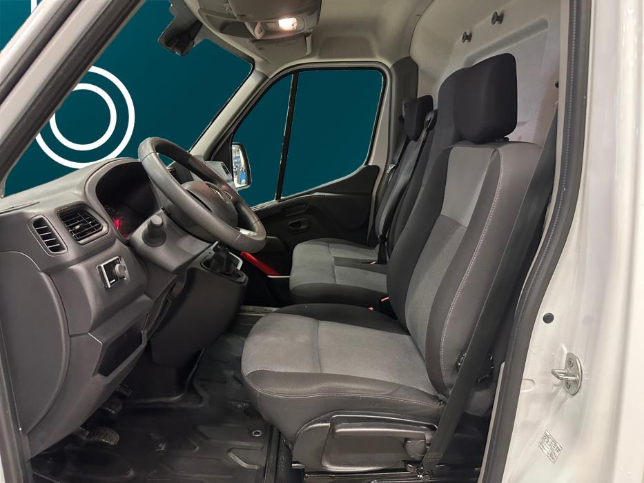 RENAULT Master 2023
