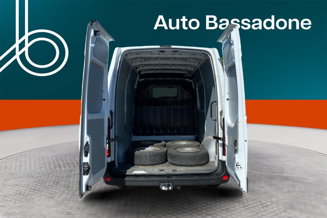 RENAULT Master 2023