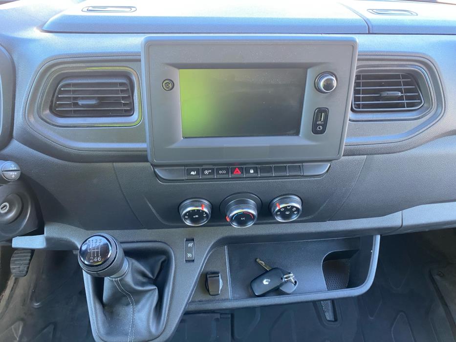 RENAULT Master 2023