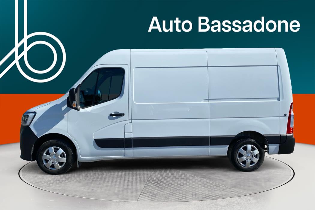 RENAULT Master 2023
