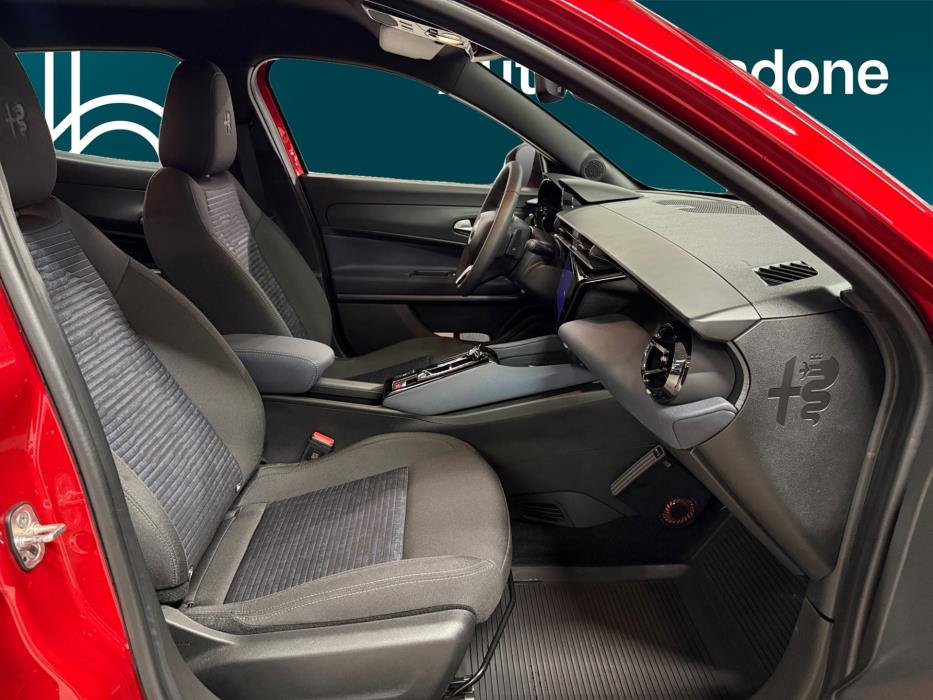 Alfa Romeo Junior 2025