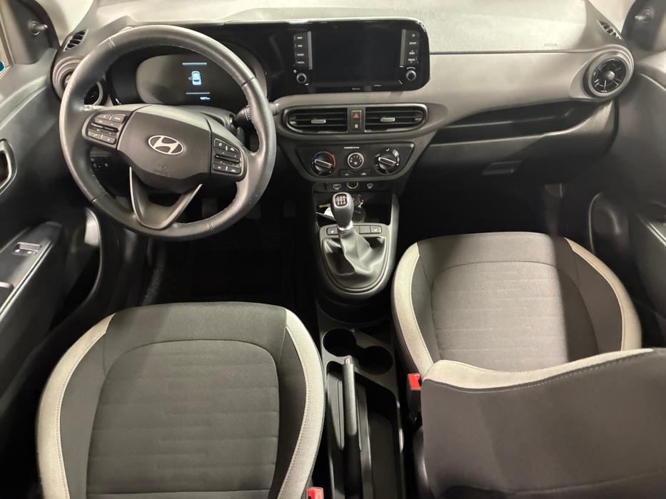 HYUNDAI i10 2024