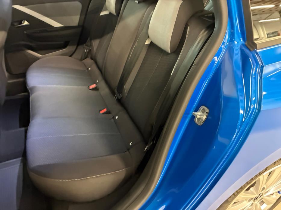 OPEL Astra 2024