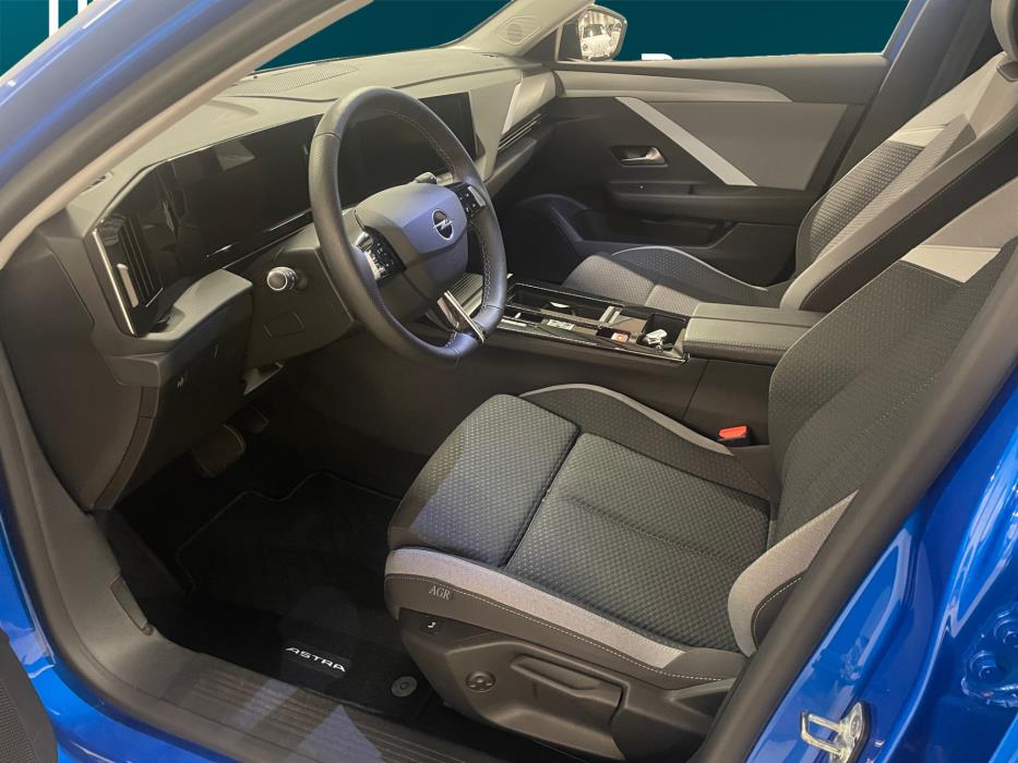 OPEL Astra 2024