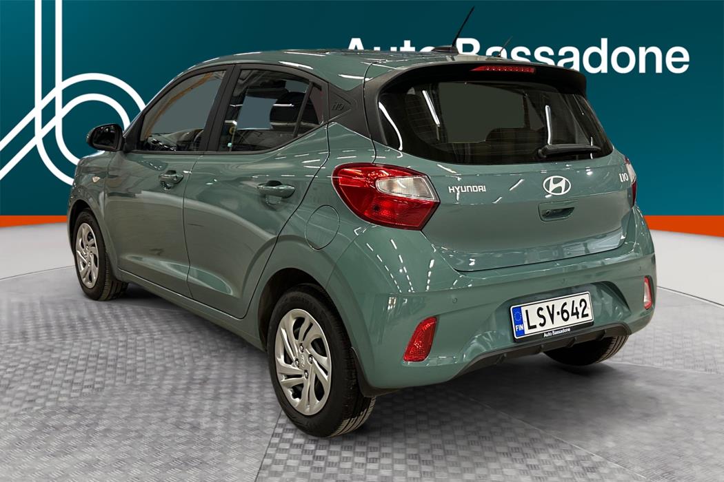 HYUNDAI i10 2024