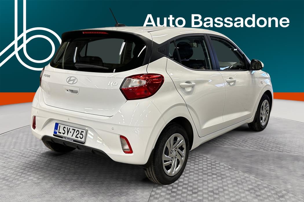 HYUNDAI i10 2024