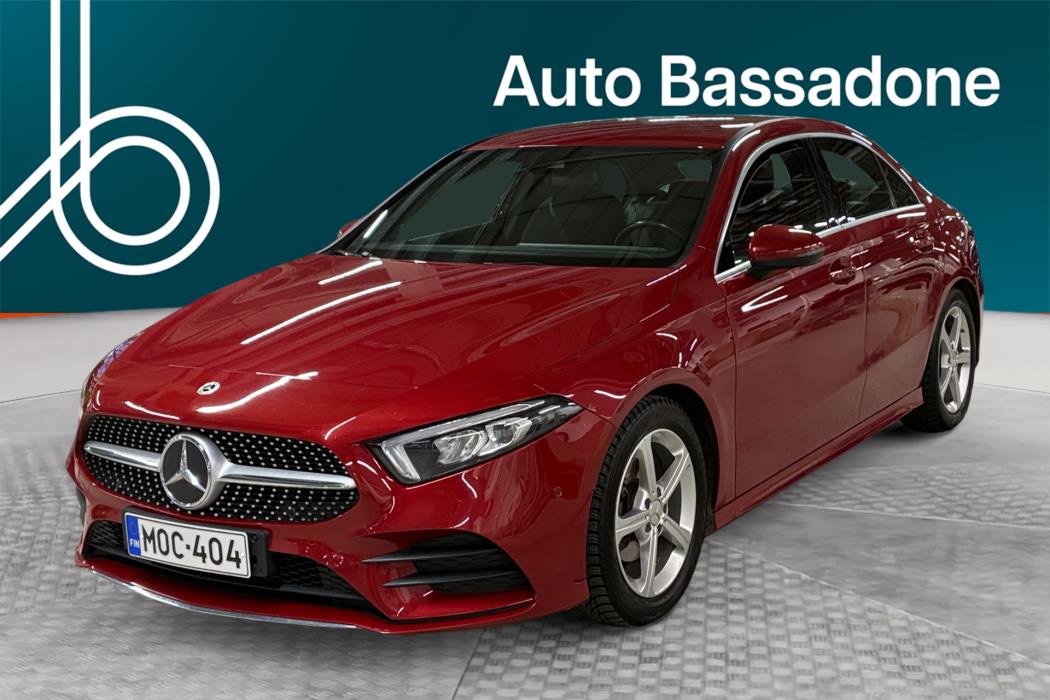 MERCEDES-BENZ A 2022