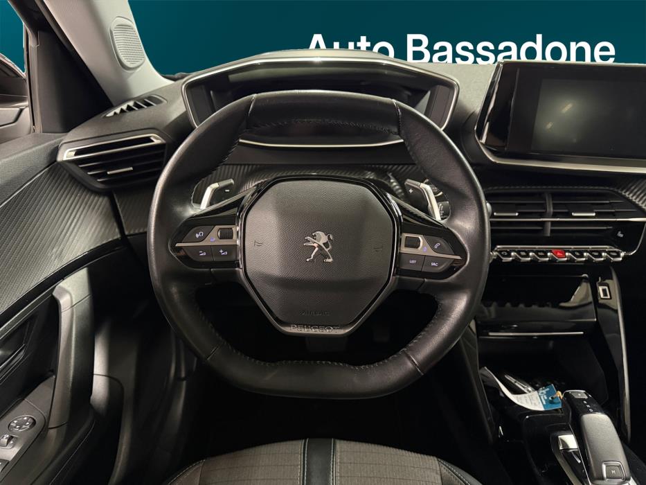 PEUGEOT 2008 2022