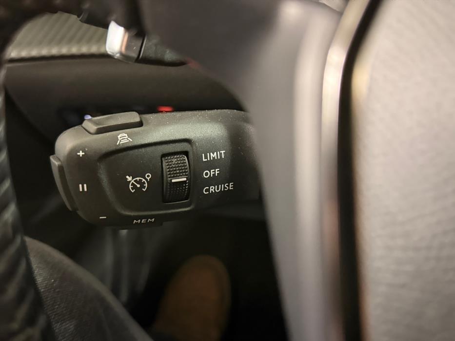 PEUGEOT 2008 2022