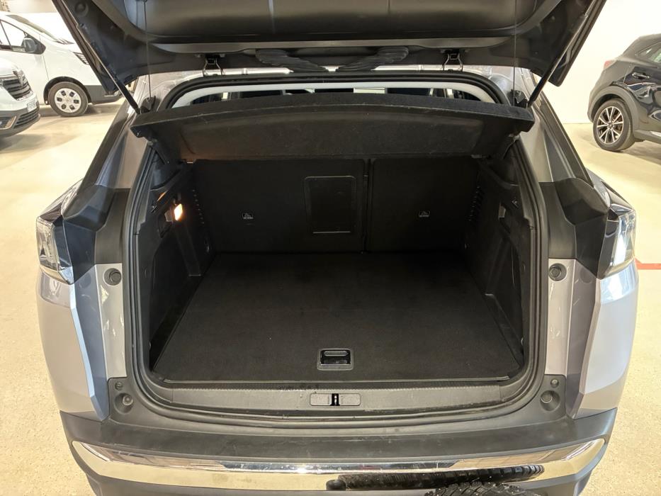 PEUGEOT 3008 2022