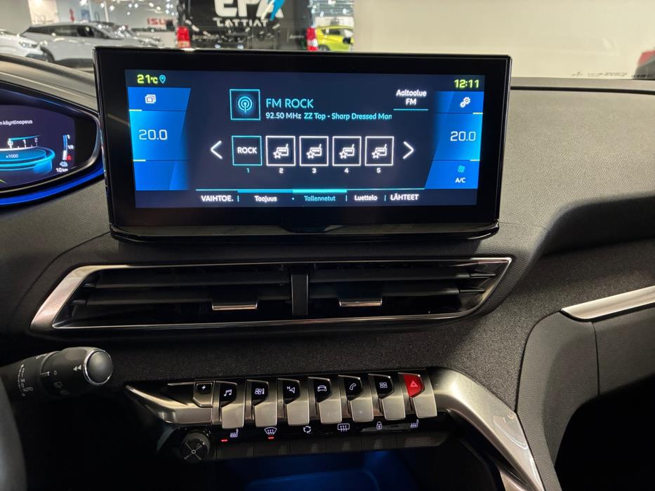 PEUGEOT 3008 2022
