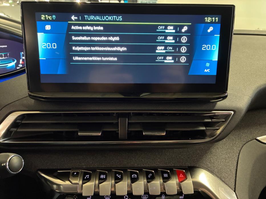 PEUGEOT 3008 2022
