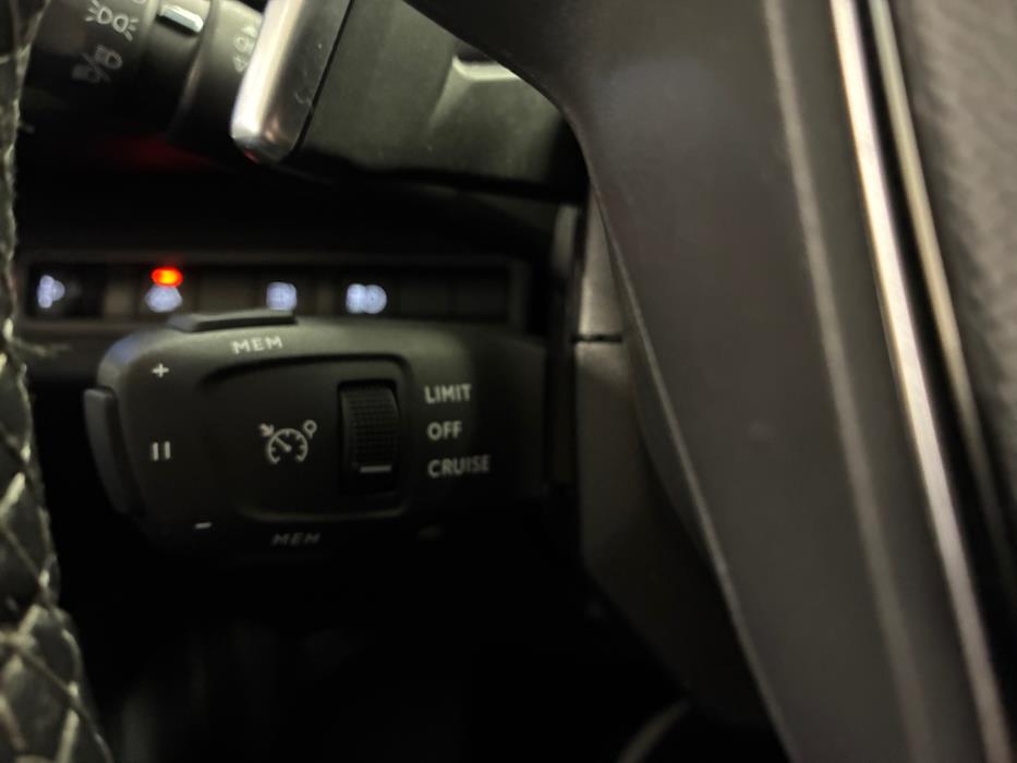 PEUGEOT 3008 2022
