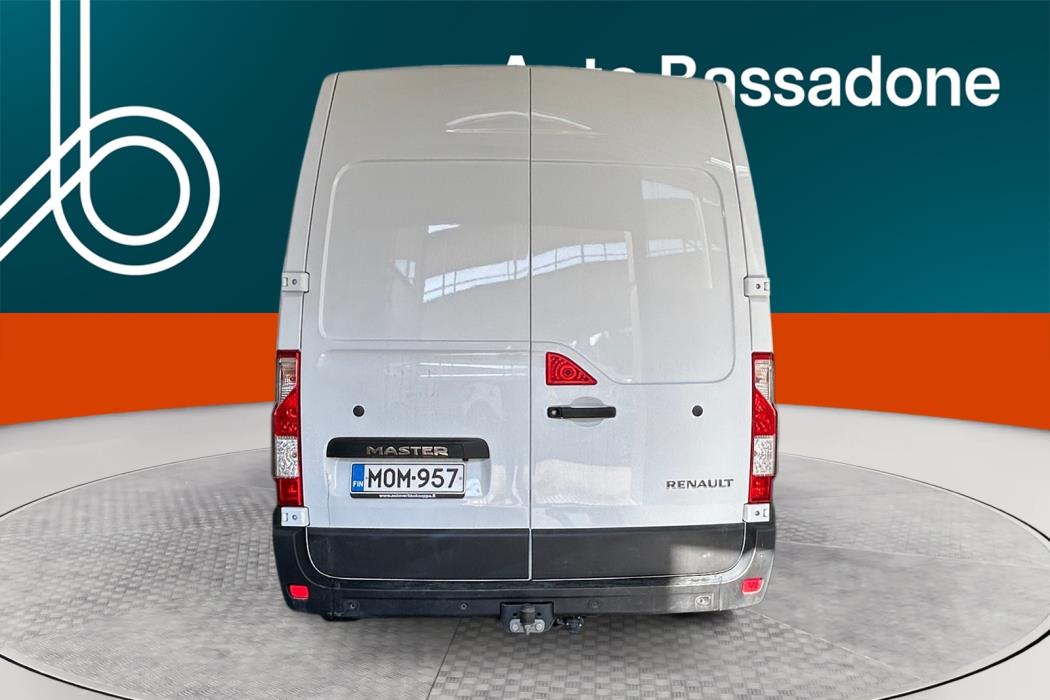 RENAULT Master 2023