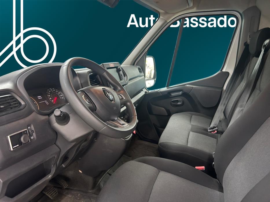 RENAULT Master 2023