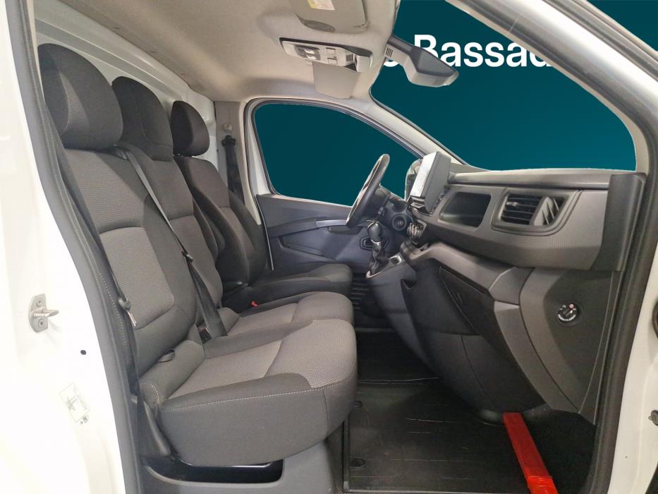 RENAULT Trafic 2023