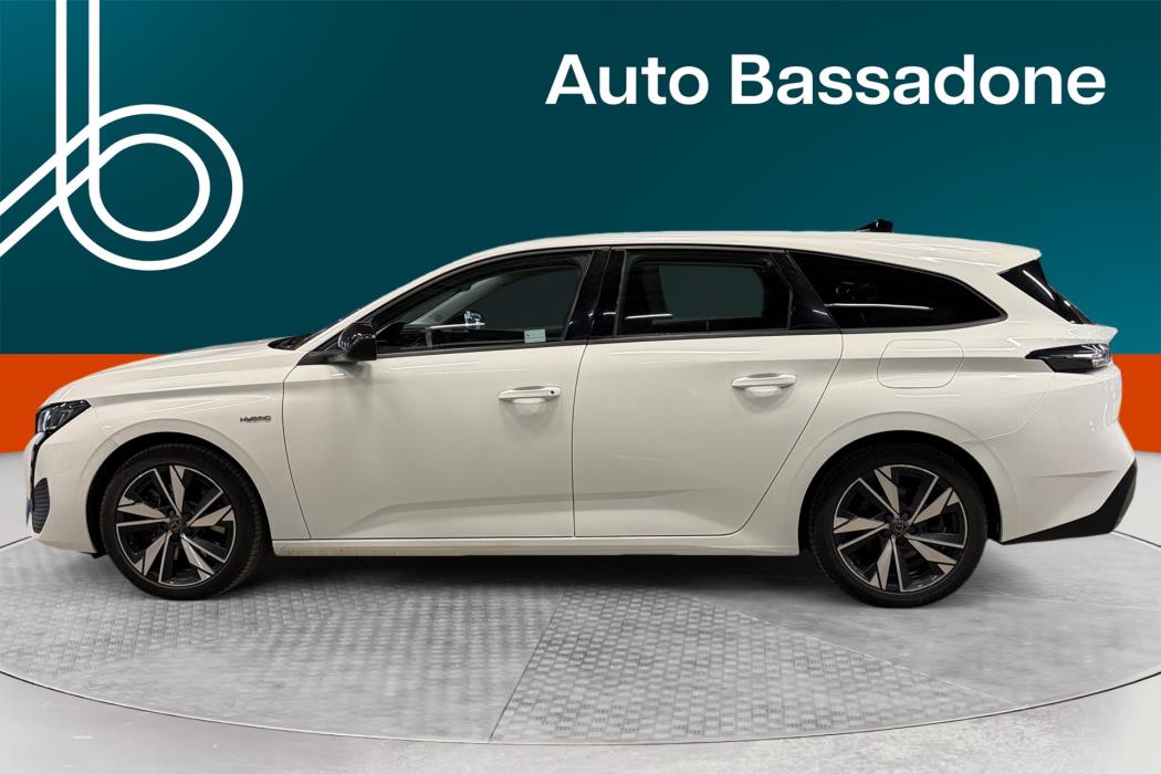 PEUGEOT 308 2023