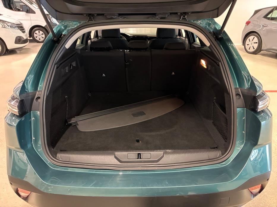 PEUGEOT 308 2023