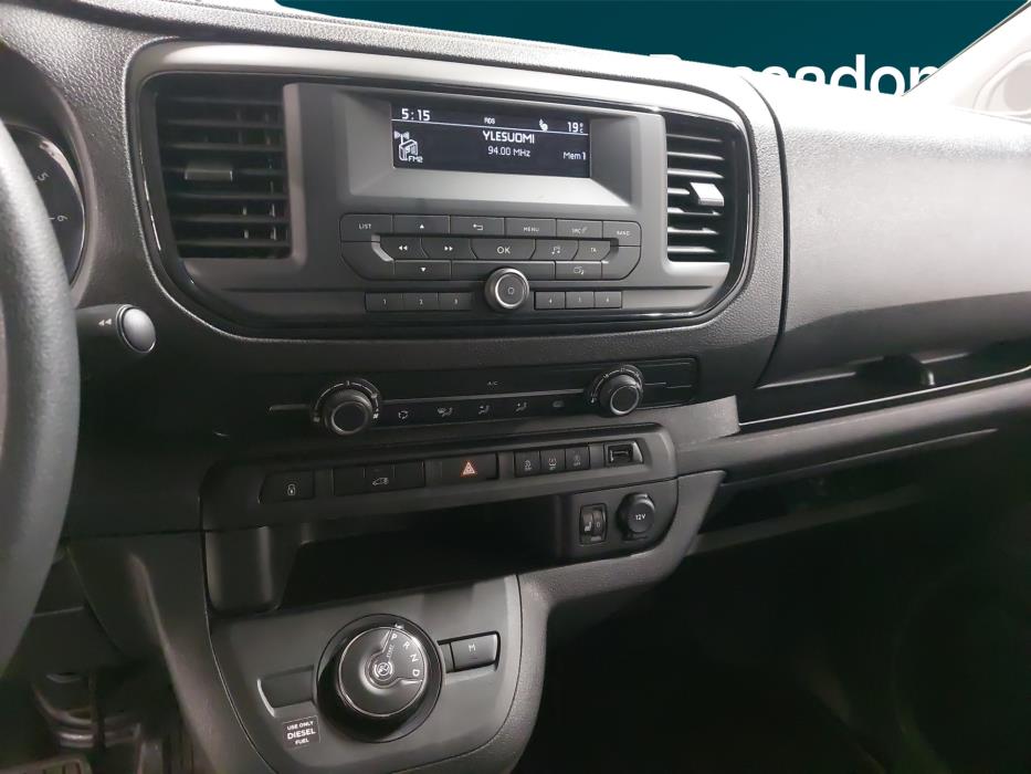 PEUGEOT Expert 2023
