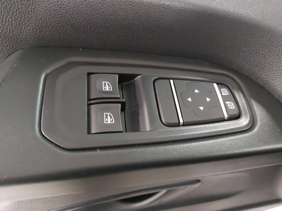 RENAULT Trafic 2024